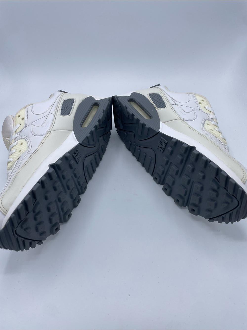 Nike Men's Air Max 90 SE - Picture 4 of 6